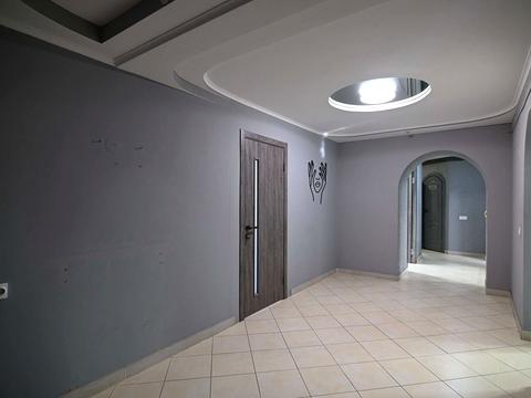 коммерческая по адресу Степана Бандеры ул., 65