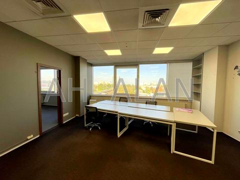 комерційна за адресою Євгена Сверстюка вул. (Марини Раскової), 2