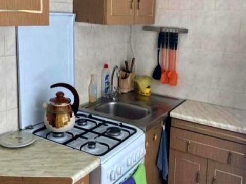 квартира за адресою Поздовжня вул., 3