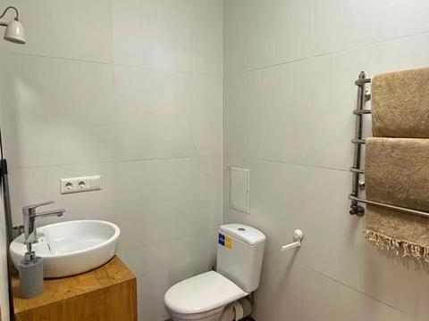 квартира по адресу Андрея Мельника ул., 10