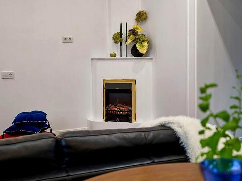 квартира за адресою Менцинського М., 1