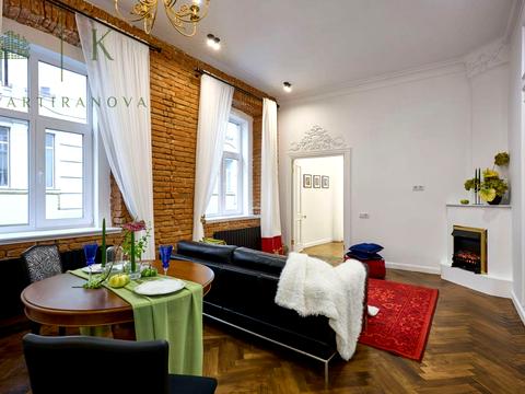 квартира за адресою Менцинського М., 1