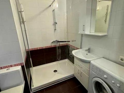 квартира за адресою Богатирська вул., 6-А