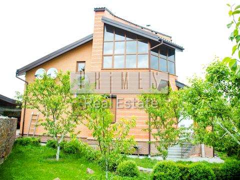 будинок за адресою Центральна