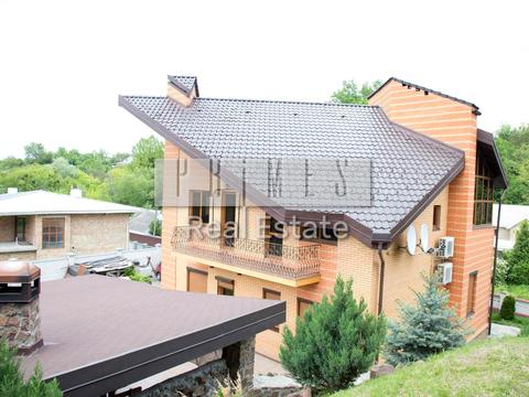 дом по адресу Центральна