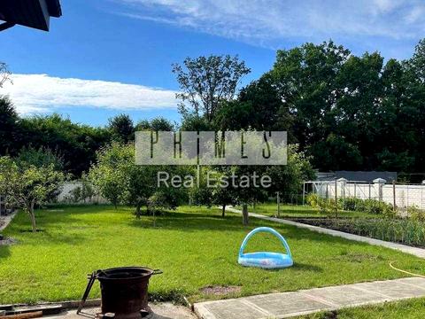 будинок за адресою Центральна