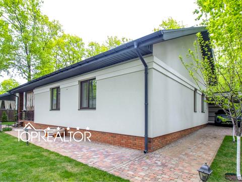 дом по адресу Центральна