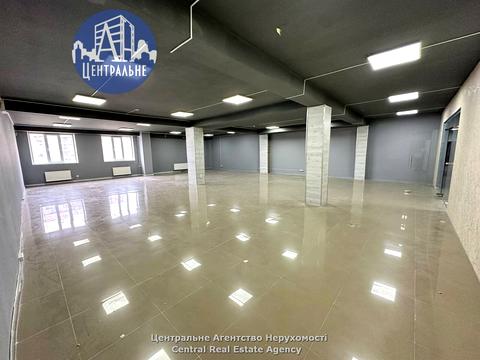 комерційна за адресою Руська вул., 242