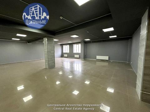 комерційна за адресою Руська вул., 242