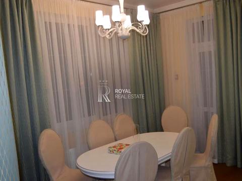 дом по адресу Звенигородская ул.