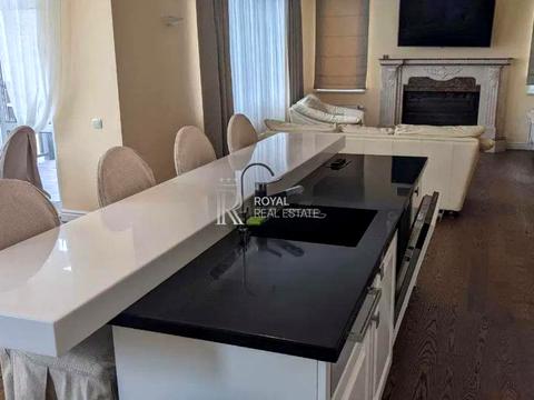 дом по адресу Звенигородская ул.