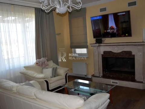 дом по адресу Звенигородская ул.