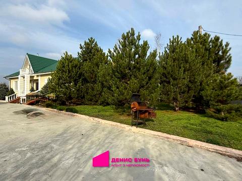 дом по адресу вул. Українська, 12