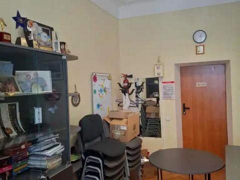 комерційна за адресою Володимира Мономаха вул. (Московська), 12