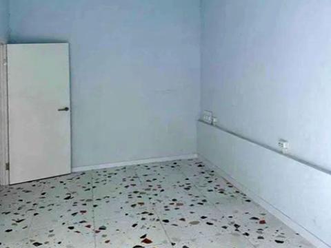 комерційна за адресою Михайла Максимовича вул. (Онуфрія Трутенка), 26-В