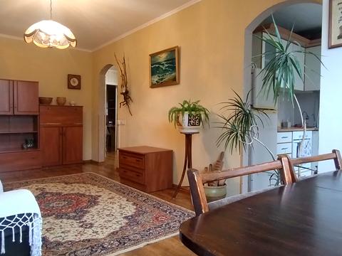 квартира за адресою Кінний пров., 6