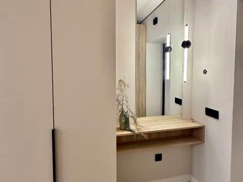 будинок за адресою Сонячна вул.