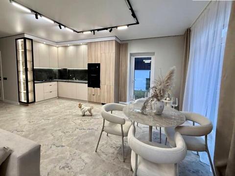 будинок за адресою Сонячна вул.