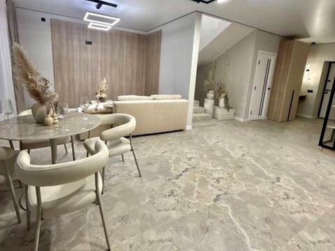 будинок за адресою Сонячна вул.