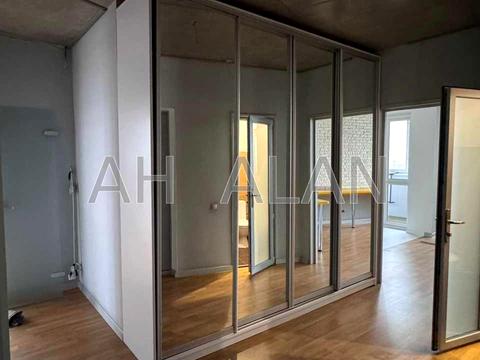 комерційна за адресою Володимира Івасюка просп. (Героїв Сталінграду), 2-Д