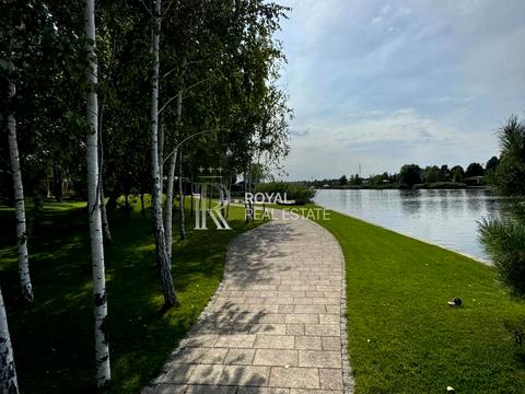 будинок за адресою зоряний пров