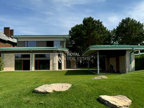 будинок за адресою зоряний пров