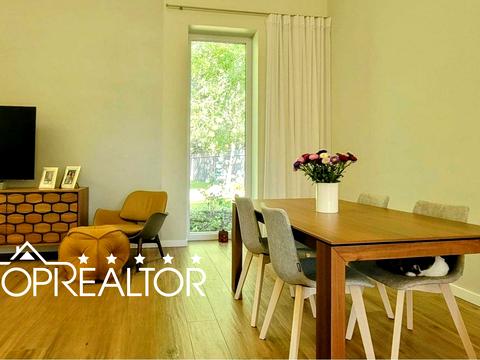 дом по адресу Центральна