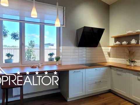 дом по адресу Центральна