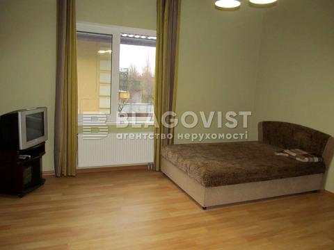 будинок за адресою Продольна