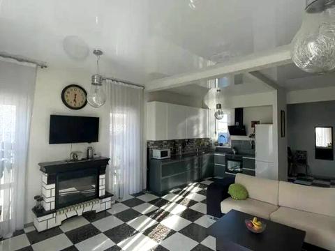 дом по адресу вул. Широка, 64