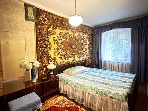 квартира за адресою Івана Крамського вул., 5