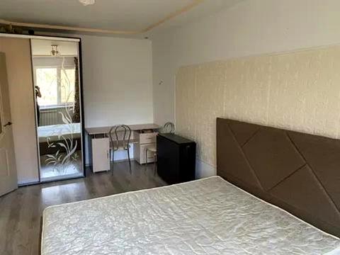 квартира за адресою Дмитра Яворницького вул. (), 8б