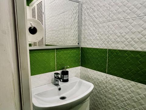 комерційна за адресою Єлизавети Чавдар вул., 34