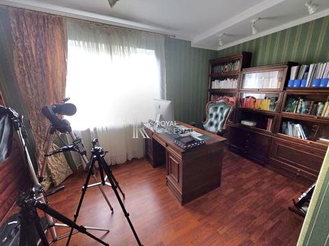 будинок за адресою вул. Вишнева, 27