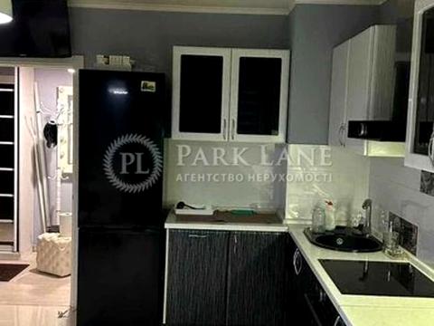 квартира за адресою Регенераторна вул., 4к2