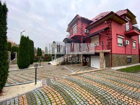 будинок за адресою с. Княжичі, Дніпровська вул.