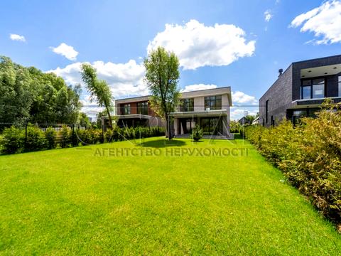 будинок за адресою Ганни Ярославни