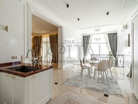 будинок за адресою Молодіжна вул., 10