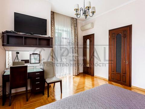 будинок за адресою Київська вул.