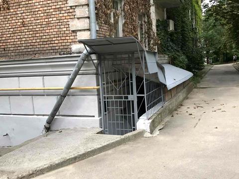 комерційна за адресою Гарматна вул., 18