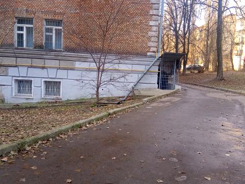 комерційна за адресою Гарматна вул., 18