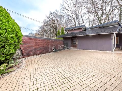 будинок за адресою Прикордонна вул., 20