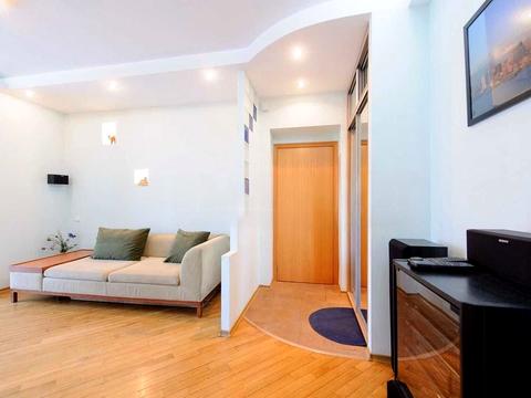 квартира за адресою Круглоуніверситетська вул., 13