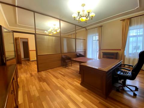 коммерческая по адресу Круглоуниверситетская ул., 4