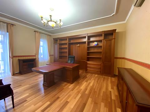 коммерческая по адресу Круглоуниверситетская ул., 4