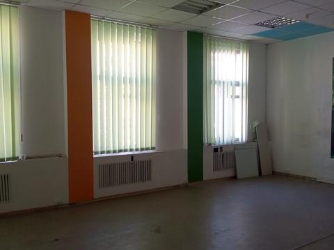 комерційна за адресою Саксаганського вул., 133-А