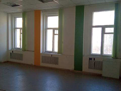 комерційна за адресою Саксаганського вул., 133-А