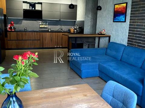 квартира за адресою Дніпровська набережна вул., 19