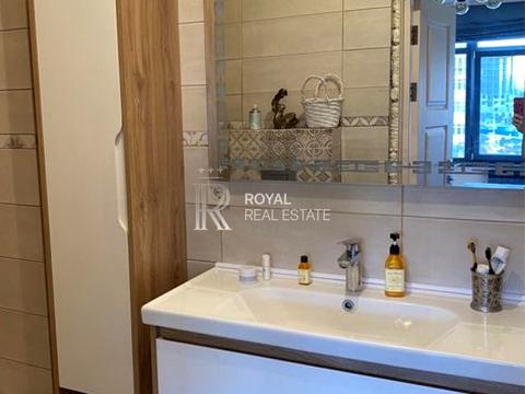 квартира за адресою Дніпровська набережна вул., 19