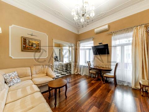 квартира за адресою Івана Франка вул., 38